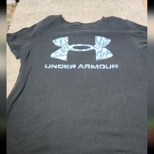 Youth Underarmour Black T-Shirt Size L
